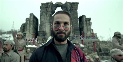 Haider (2014) - Gems of Bollywood