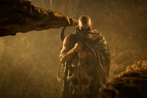 Riddick 2013 Photos: HD Images, Pictures, Stills, First Look Posters of ...