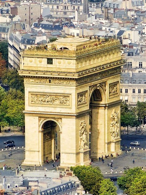 File:Arc de Triomphe, Paris 3 October 2010.jpg - Wikimedia Commons
