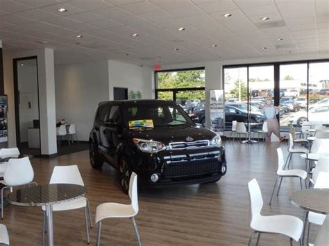 Kia Mall of Georgia car dealership in Buford, GA 30519 | Kelley Blue Book