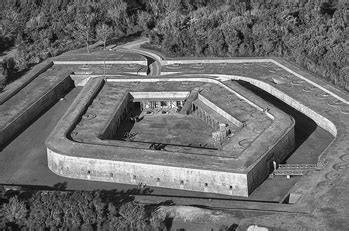 Fort Macon | NCpedia