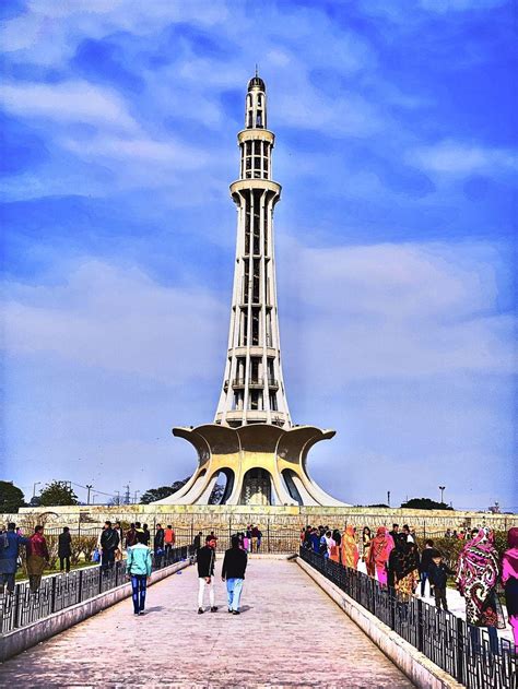 Minar E Pakistan Wallpapers - Top Free Minar E Pakistan Backgrounds - WallpaperAccess