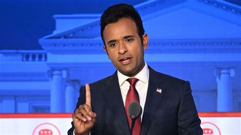 Vivek Ramaswamy is barnstorming Iowa and bashing the GOP as he goes – Weis