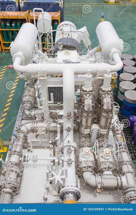 Gas Booster Compressor In Gas Vapor Recovery Unit Of Oil And Gas Central Processing Platform ...