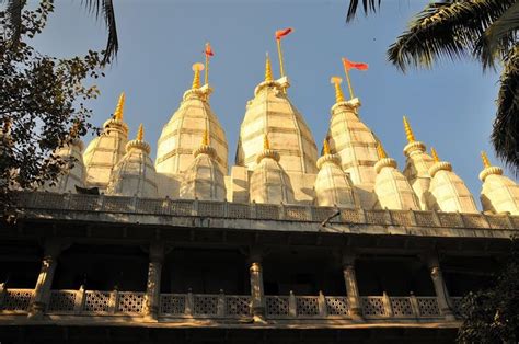 Hare Rama Hare Krishna Temple, Juhu Beach, Mumbai, | Mumbai | I miss my family, Incredible india ...