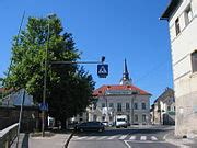 Category:Pedestrian crossing signs in Slovenia - Wikimedia Commons