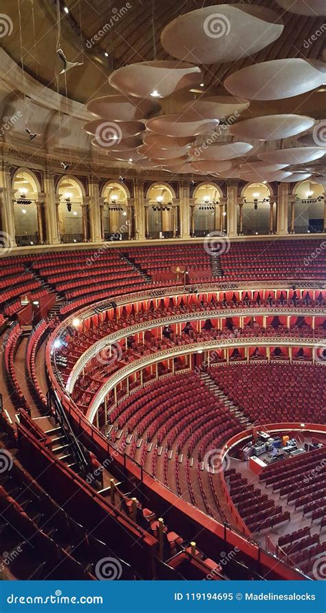 Royal Albert Hall inside editorial image. Image of auditorium - 119194695