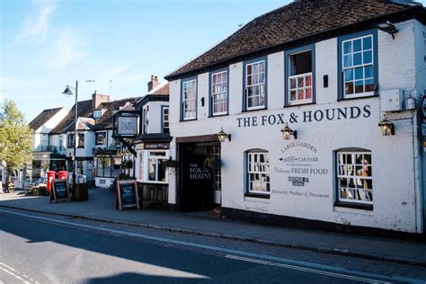 Fox & Hounds - Fuller's Pub and Restaurant in Lyndhurst