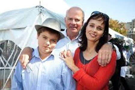 After a divorce with husband Peter Mansbridge, Wendy Mesley married ...