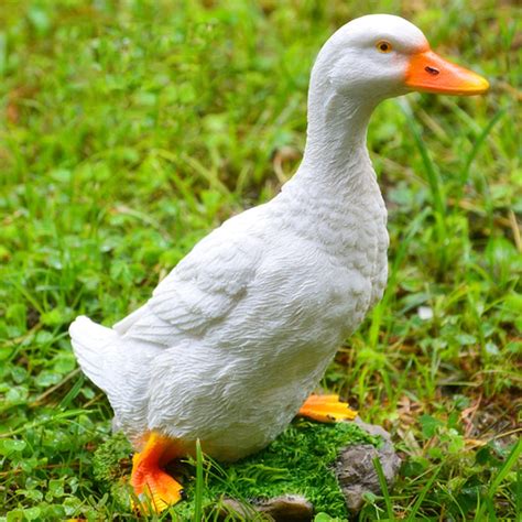 Tebru Duck Statue,Garden Decoration,Outdoor Simulation White Duck ...