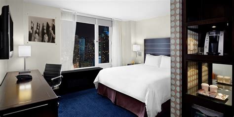 Hilton New York Fashion District | Travelzoo