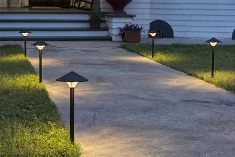 Landscape Lighting | Commercial Landscaping Lighting Options