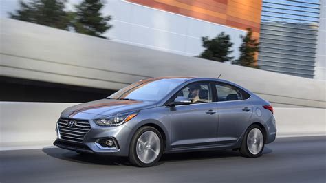 2020 Hyundai Accent Boosts Fuel Economy with CVT, New Engine | AutoTrader.ca