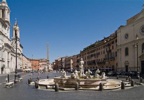 File:Piazza Navona 1.jpg - Wikimedia Commons