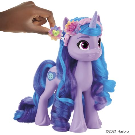 My Little Pony: A New Generation Unicorn Chams Izzy Moonbow Exclusive ...