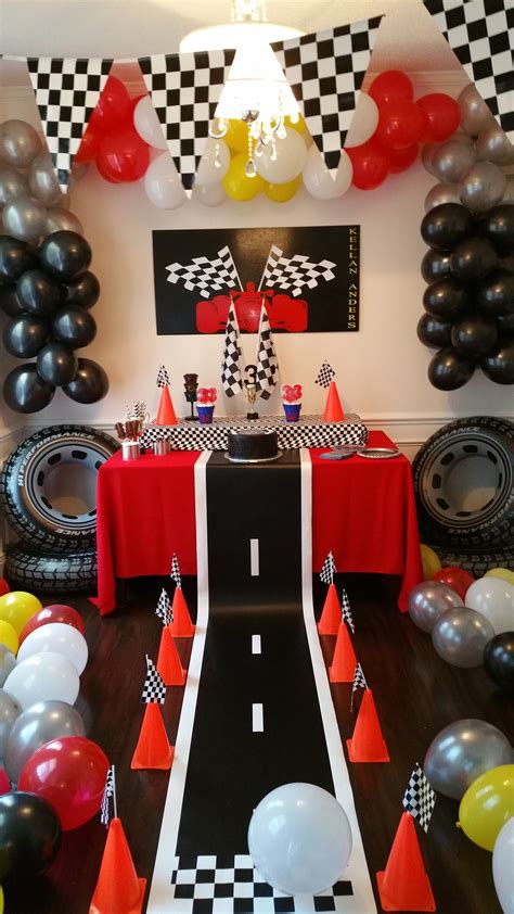 Hotwheels Birthday Party, 2nd Birthday Party For Boys, Hot Wheels Birthday, Disney Cars Birthday ...