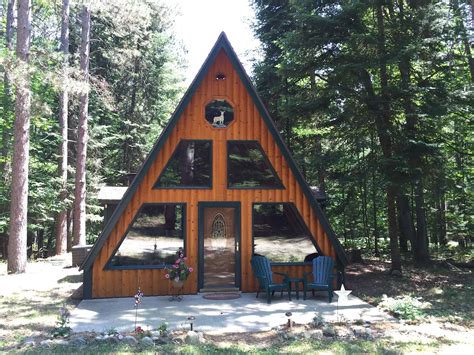 15 Best Comfy Cabins In Michigan - Midwest Explored