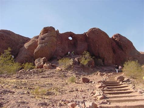 Papago Park (Hole-in-the-Rock) Phoenix, AZ easy hike for the kids ...