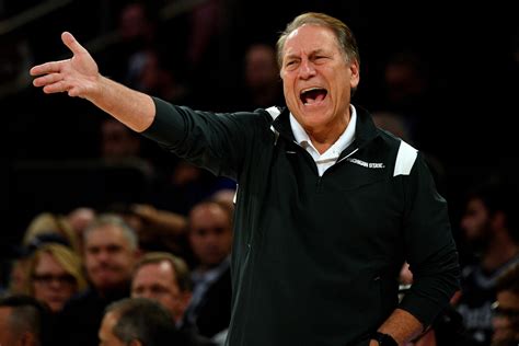 Michigan State Basketball: Tom Izzo ranked No. 5 coach for 2022-23