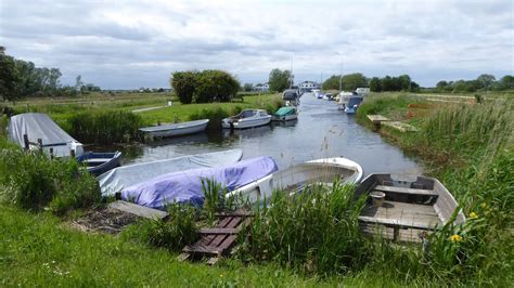 West Somerton & River Thurne River Walk Scenery, Norfolk Broads Walks ...