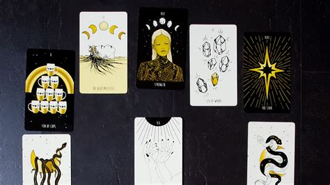 How to: 13-Card New Year Ahead Tarot Spread – Chai Bunny