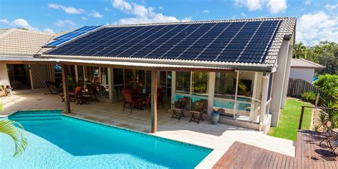 Advantages and Disadvantages of Home Solar Energy | Via