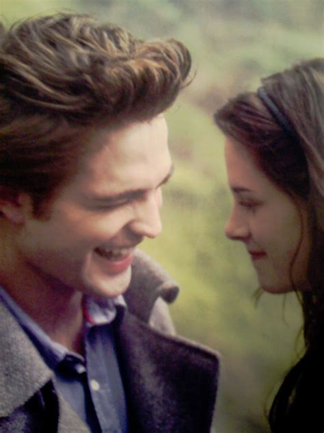 Bella and Edward - Twilight Movie Photo (2755350) - Fanpop