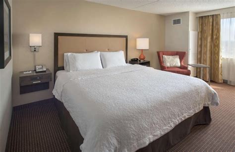 Hampton Inn New York - JFK Hotel (New York (NY)) - Deals, Photos & Reviews