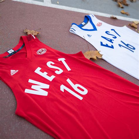 Toronto Takes It Back To First-Ever NBA Game For 2016 All-Star Jerseys - BasketballBuzz