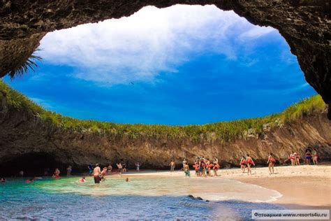 Hidden Beach, Playa Escondida, Beach of Love, Playa de Amor (Mexico, Puerto Vallarta, Marieta ...