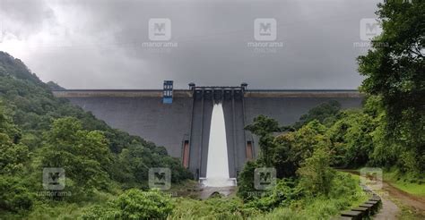 Idukki Dam opened; No need to worry, water level will not rise in Periyar, Minister - Idukki Dam ...