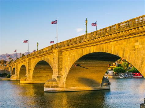 London Bridge | History, Locations, River Thames, & Facts | Britannica