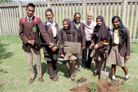 Tree Planting - Willowmoore High School