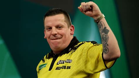 Luke Humphries vs Dave Chisnall Live Stream, Predictions & Tips ...