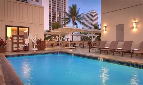 Hyatt Place Waikiki Beach | Classic Vacations