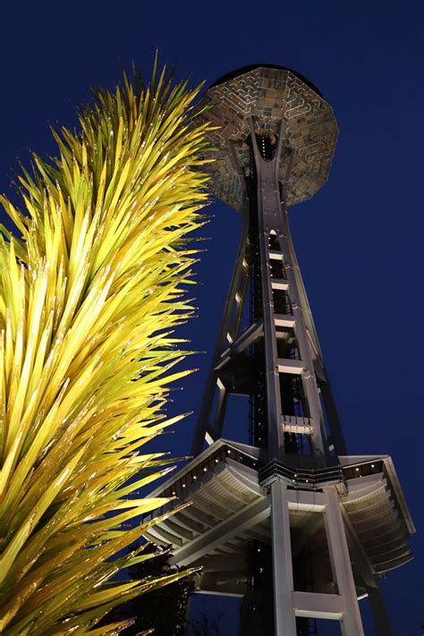 The Seattle Space Needle and Chihuly Glass Museum - Sparkles and Shoes