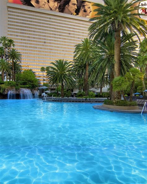 The Mirage, Las Vegas, Las Vegas - Hotel Review - Condé Nast Traveler