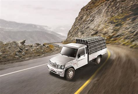 Mahindra Bolero Pickup Trucks Offers Free maintenance for 2 years - GaadiKey