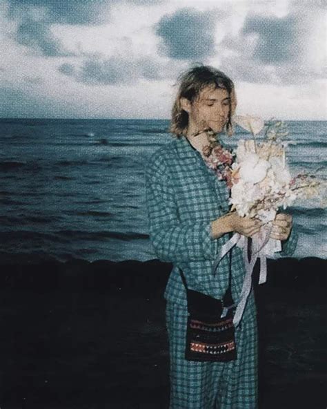 Pin by bian🍃 on lovers | Nirvana kurt cobain, Kurt cobain photos, Kurt ...