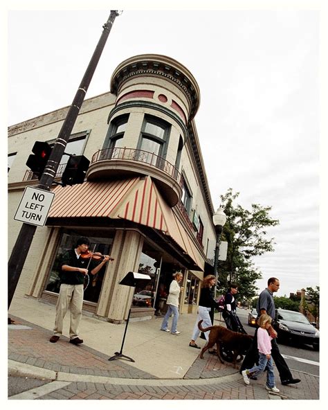 City of Plymouth Downtown Development Authority - Shopping & Dining