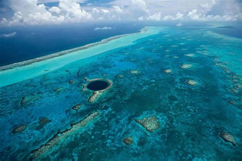 Guide to the Belize Barrier Reef – Belize Adventure