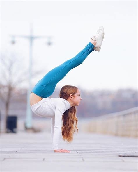 Anna McNulty | Anna mcnulty, Gymnastics poses, Gymnastics flexibility