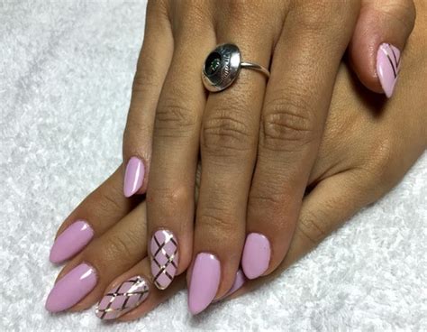 25 Spectacular Shellac Nail Design Ideas