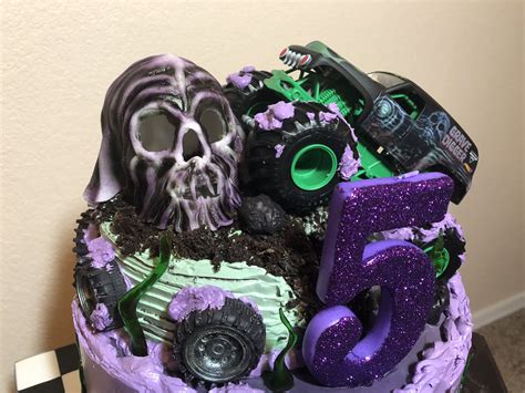 Grave Digger Monster Jam cake top Monster Truck Birthday, Monster ...