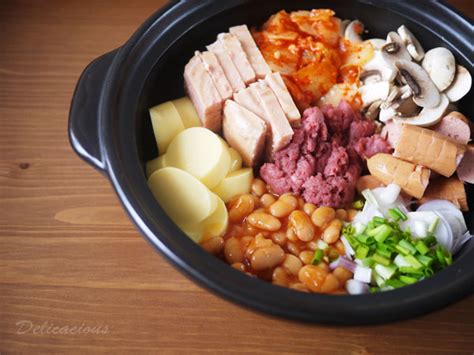 Korean Army Stew (Budae Jigae) | Delicacious | Delicacious | A Gluten-Free Blog