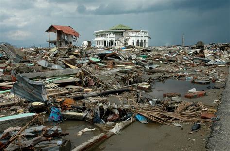 Ten years after the Boxing Day tsunami, are coasts any safer?