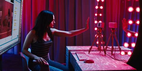 Review of Netflix's Psychological Thriller 'Cam' Starring Madeline Brewer