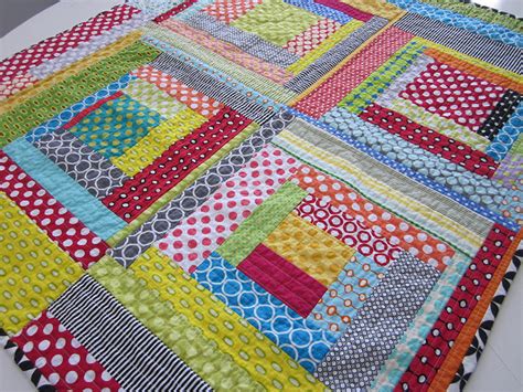 s.o.t.a.k handmade: Lots Of Polka Dots baby quilt