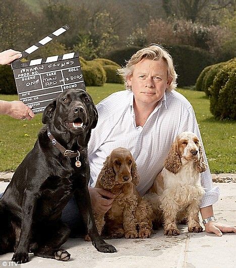 Martin Clunes with his dogs Arthur Colin, Mary Elizabeth, and Tina Audrey. | Martin clunes, Doc ...