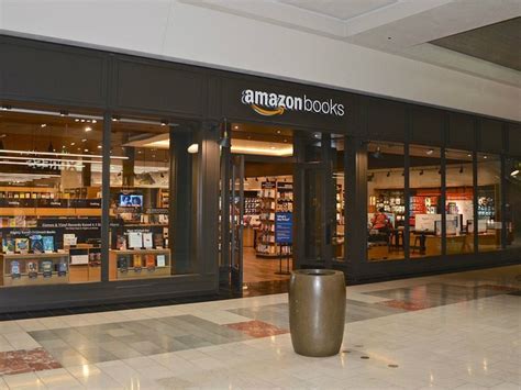 Amazon writes another chapter in Austin with debut of new bookstore in ...